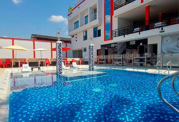 Escapada de San Valentín para 2 en Hotel Bora Bora en Melgar