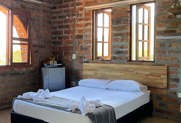 Girardota Plan para 2: Hospedaje + Desayuno + Piscina 