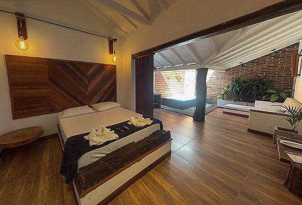 Copacabana en Pareja: Alojamiento + Desayuno + Piscina