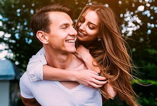 Mini Diseño de Sonrisa: Bordes + Limpieza + Blanqueamiento 