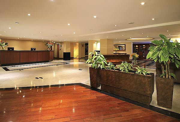 Spa en Pareja Masaje Kobido + Masaje Hawaiano