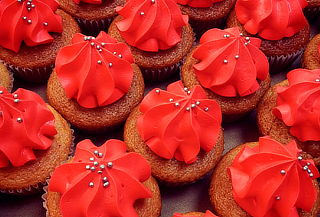 72 Mini Cupcakes Con Tono y Sabor a Elección.