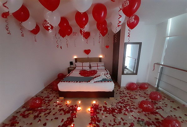 Noche Romantica + Cena + Decoración + Desayuno 