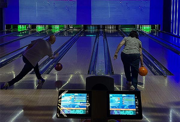 1 Hora de Bolos hasta para 6 Personas - CC Santa Fé