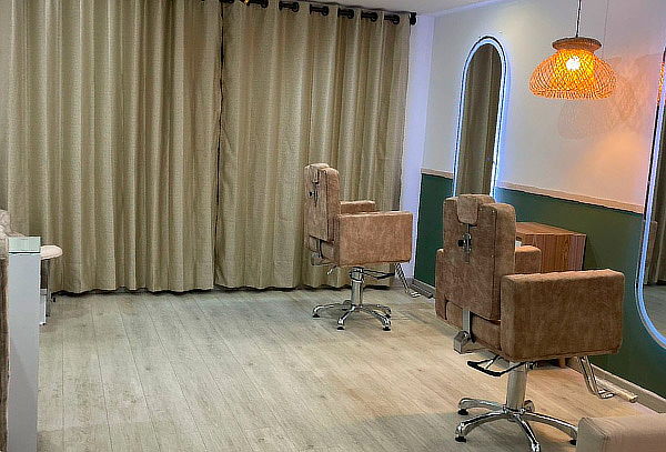 Tratamiento con Keratina + Plancha + Alisado de Cabello