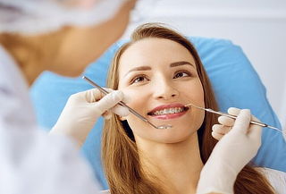 Retiro de Ortodoncia + Profilaxis + Retenedor Esteticos