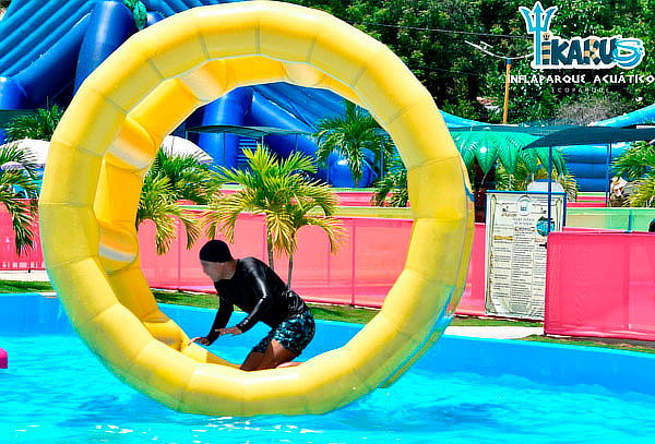 Entrada a Inflaparque Acuático Ikarus 16 Atracciones 