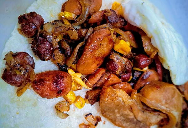 Burrito Montañero 350grm + Bebida en Arroz Paisa y Algo Más 