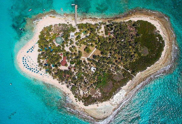 Tour Jhonny Cay + Acuario Haynes Cay + Manglares