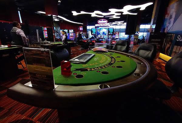 Paga $24.990 y Juega $50.000 + 2 Cervezas en Casino New York