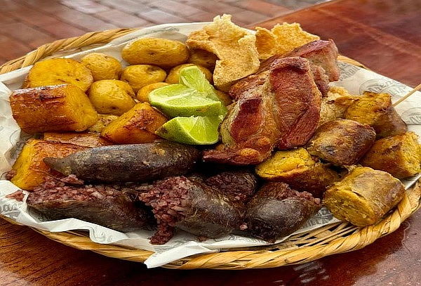 Cabalgata para 2 personas + Almuerzo + Fotos  + Vídeo 
