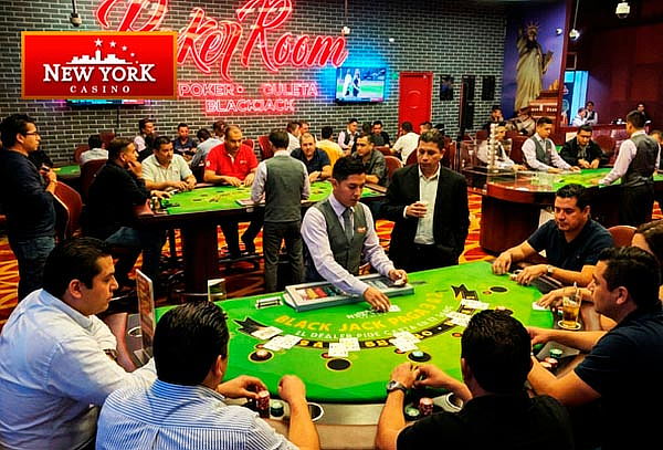 Paga $24.990 y Juega $50.000 + 2 Cócteles en Casino New York