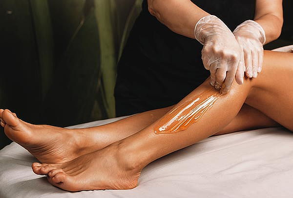 Depilación con Cera: Suavidad que se Siente