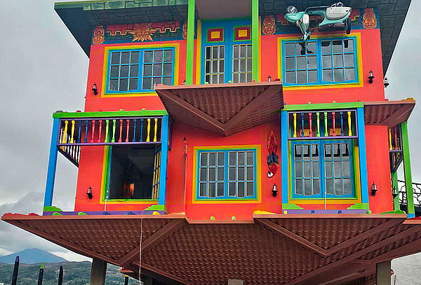 Pasadía en Villa de Leyva + Mano del Artesano + Casa Loca