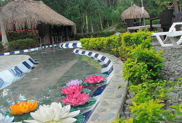 Festeja Mamá Santa Fé de Antioquia Spa para 2 + Día de Sol 