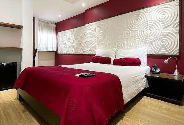 Plan Romántico: Alojamiento + Decoración + Desayuno