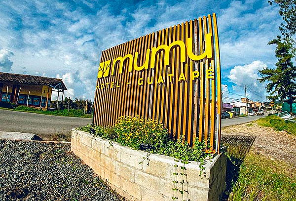 Escapada Premium en Guatapé: Hospedaje + Jacuzzi + Desayuno