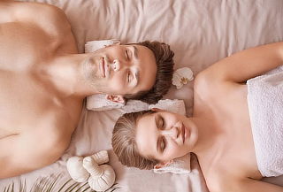 Ritual de Relajación en Pareja: Facial y Corporal