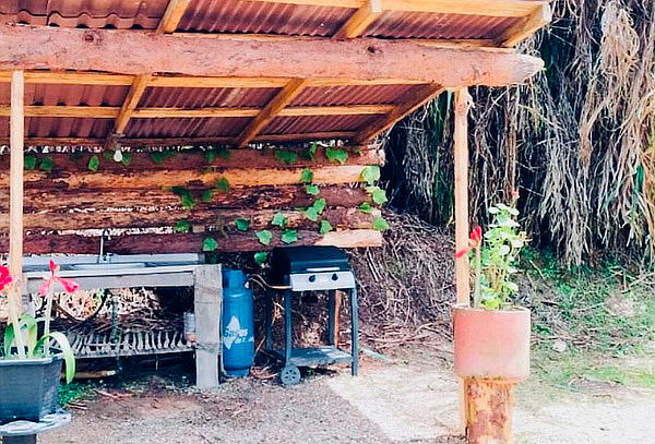 Magia y Romance en Barbosa: Glamping, Desayuno y Jacuzzi