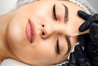 Micropigmentación de Cejas Técnica a Elección + Asesoría 