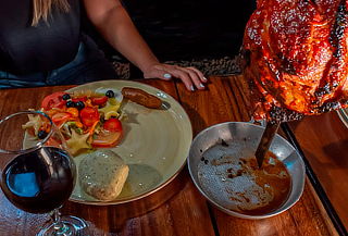 Rodizio para Dos: Acompañamientos Incluidos y Vino
