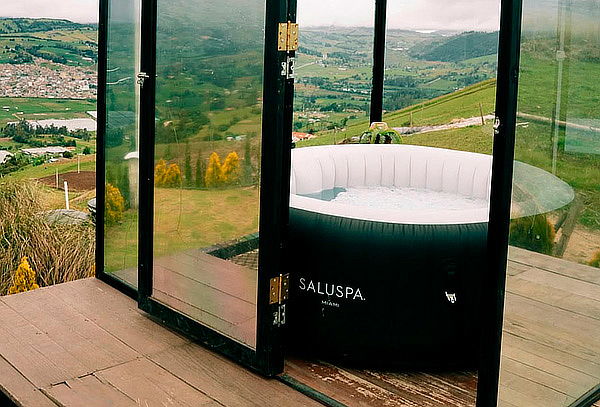 Chocontá en Pareja: Glamping con Jacuzzi + Desayuno y Más 