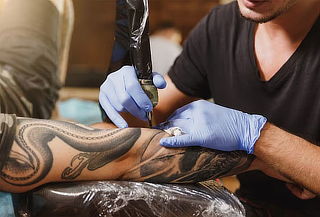 Tatuaje de Realismo en Sombras en City Tattoo Mex 