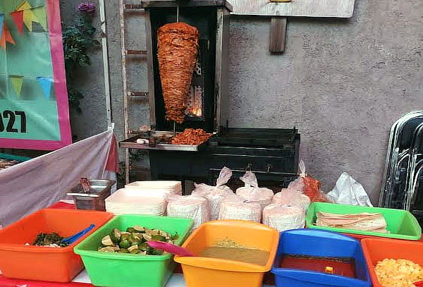 Trompo de Pastor para tus eventos 50 personas