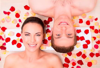 Day spa romántico para dos! 120 min, Masaje + Facial y Más