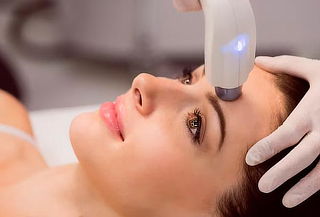 Sesión Rejuvenecimiento Facial + Exfoliación y Más