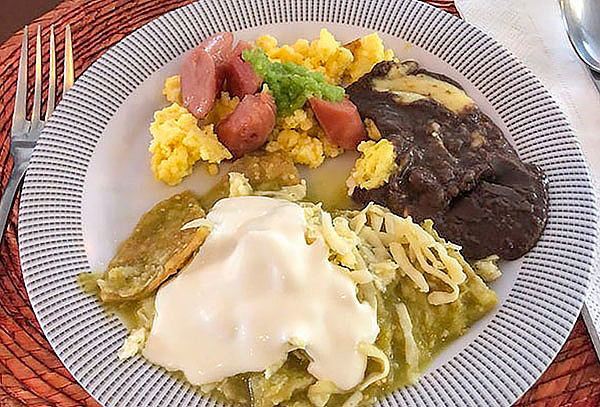 Desayuno en Rancho Azteca + Talleres en Teotihuacan