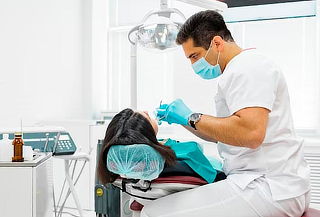 Consulta Valoración Dental + Extracción Simple