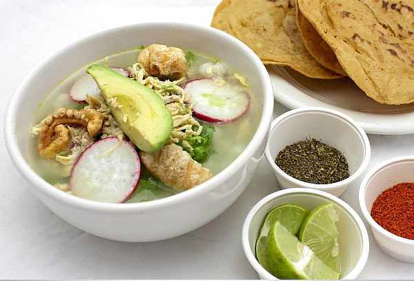 Disfruta de riquísimo POZOLE para 2 en 