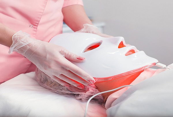 Terapia de Luz Led para activar la formación del colágeno