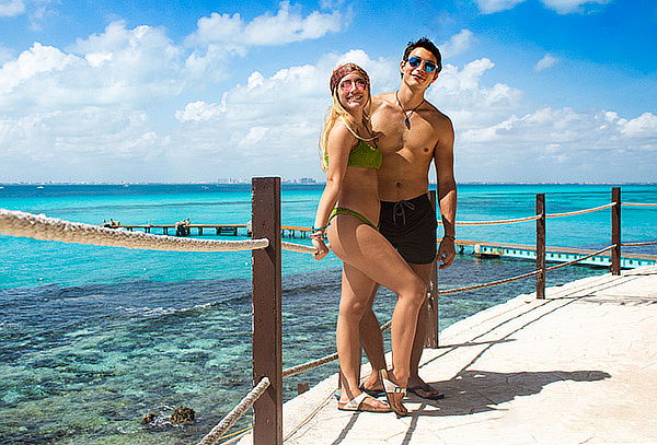 Encuentro con Delfines + Royal Garrafón en Isla Mujeres 