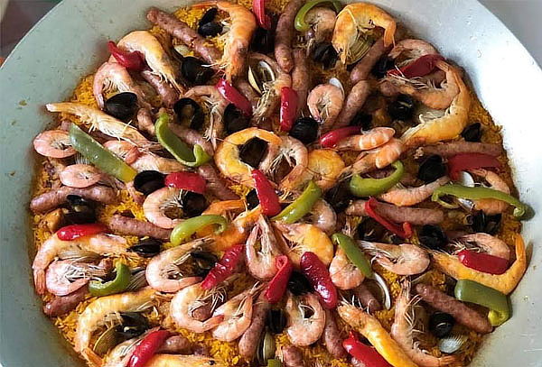 Disfruta Rica Paella, 2 Kilos Para 4 Personas