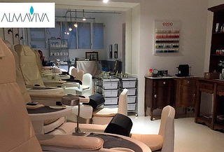 Uñas de acrílico en  ALMAVIVA Spa Condesa