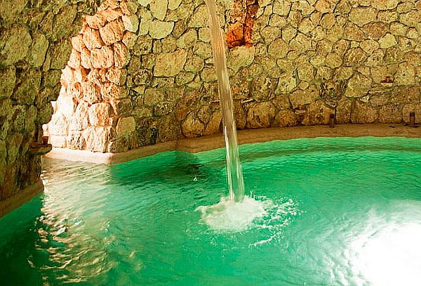 La Gruta Spa (Aguas termales) + San Miguel de Allende | Cuponatic