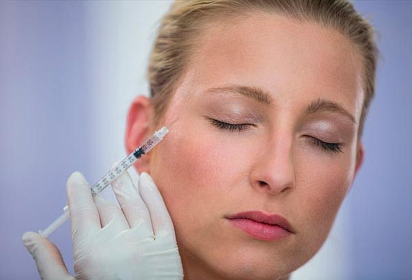 Rejuvenece con 20, 30 o 50 u de toxina botulínica y más