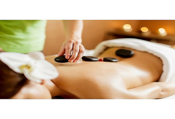 Masaje Descontracturante en espalda, piernas y cabeza