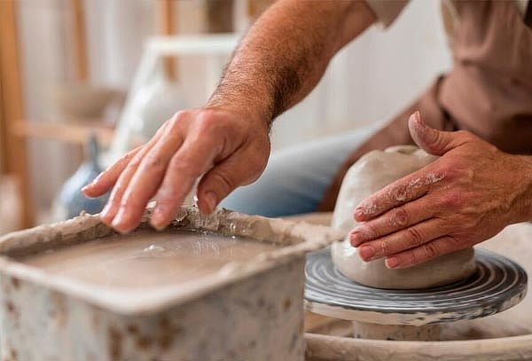 Curso de Cerámica en Colonia Roma. 