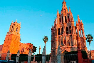 Viaja a San Miguel Allende + Dolores Hidalgo