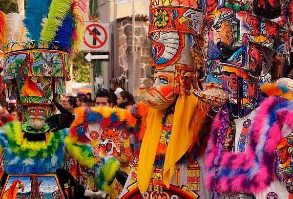 2 pueblos mágicos: TEPOZTLÁN  + Yecapixtla