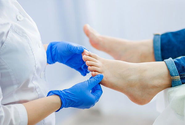 Servicio Podológico: Pedicure Clínico Preventivo en Condesa