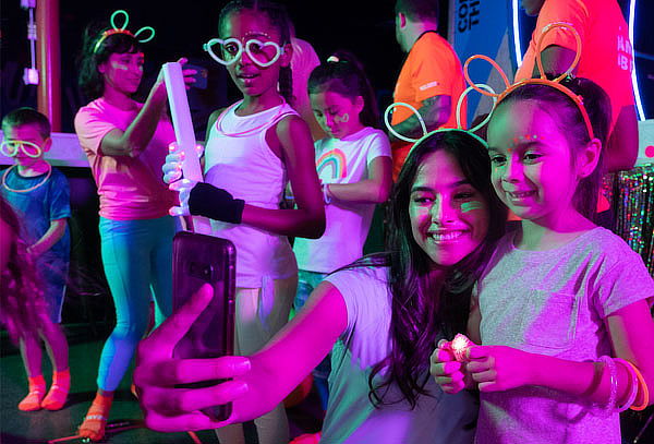  Glow Party + SkySocks  en SKY ZONE, ¡Lindavista!