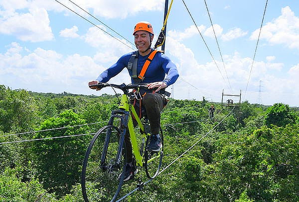 Sky Trail: Bicicletas en el aire ¡Selvatica Rivera Maya!