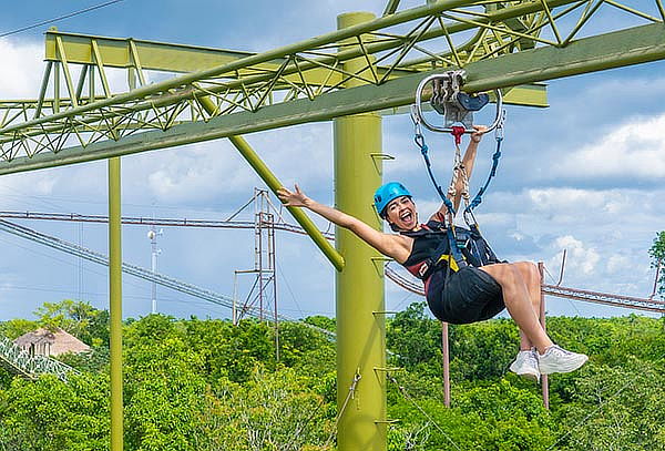 Sky Trail: Bicicletas en el aire ¡Selvatica Rivera Maya!