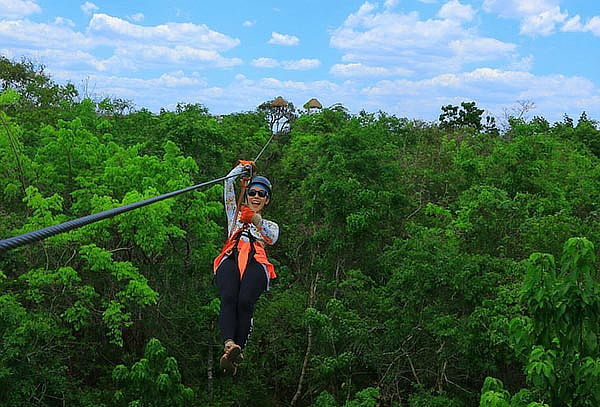 Extreme Canopy ¡Tour de Tirolesas! en Selvatica Rivera Maya 