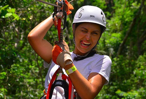 Extreme Canopy ¡Tour de Tirolesas! en Selvatica Rivera Maya 