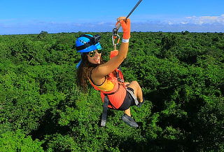 Extreme Canopy ¡Tour de Tirolesas! en Selvatica Rivera Maya 